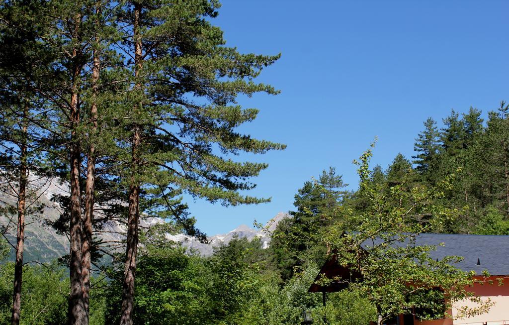 Camping Pineta Hotel Bielsa Exterior photo