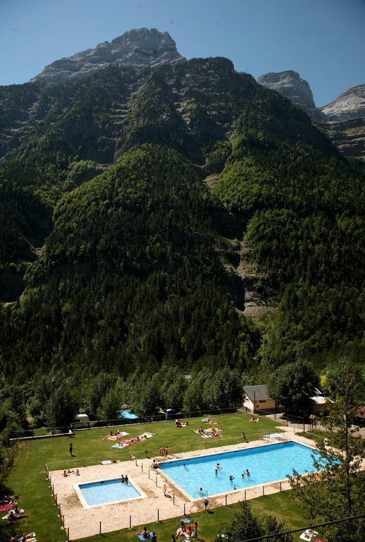 Camping Pineta Hotel Bielsa Exterior photo