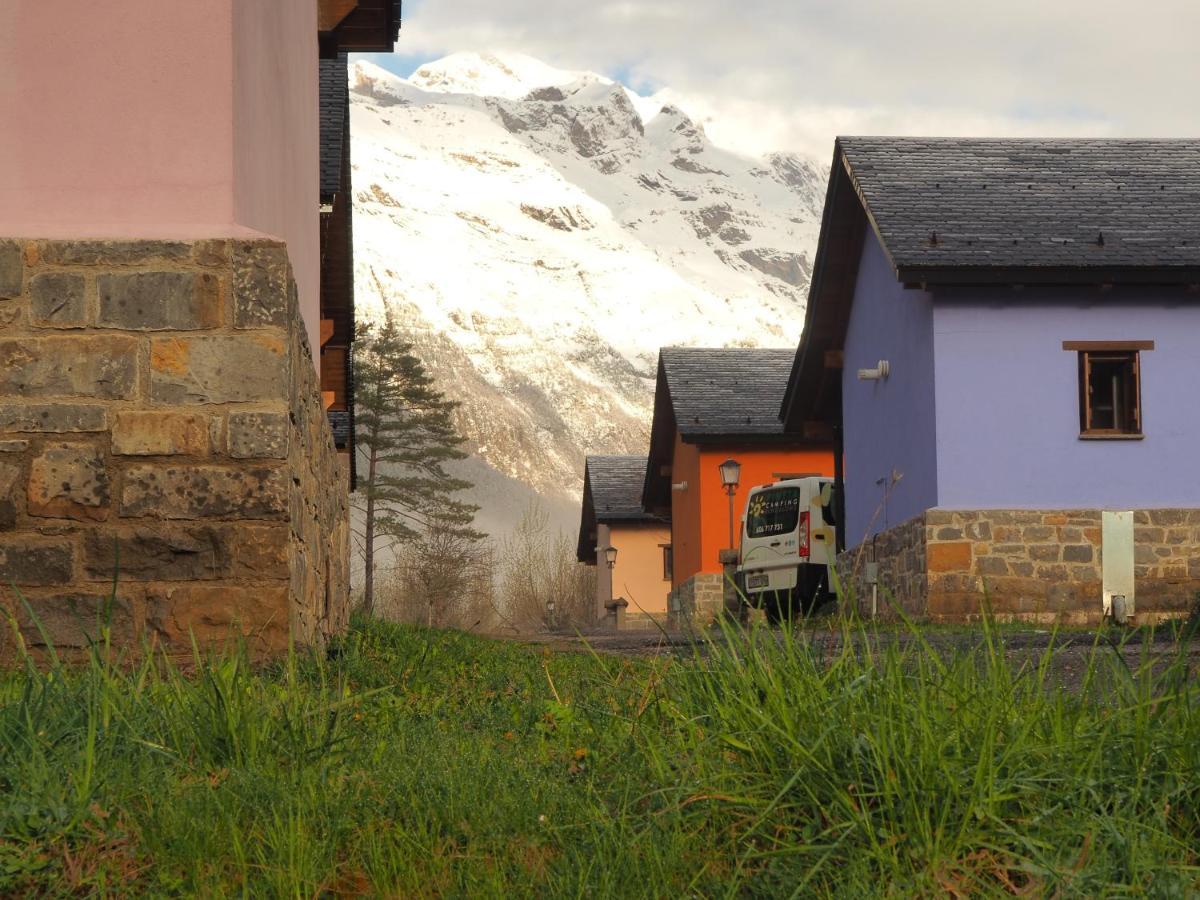 Camping Pineta Hotel Bielsa Exterior photo